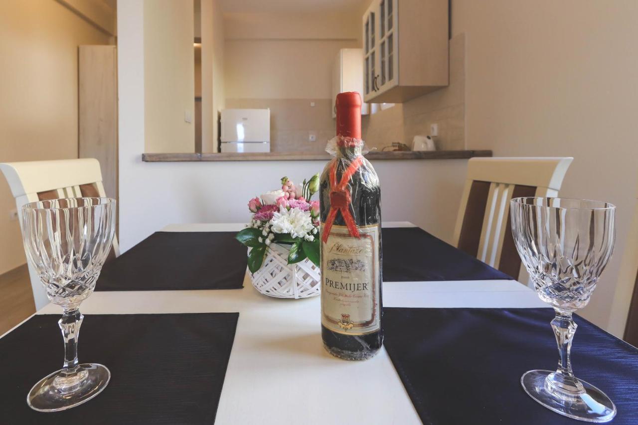 Sea Star Luxury Apartment Kotor Eksteriør billede