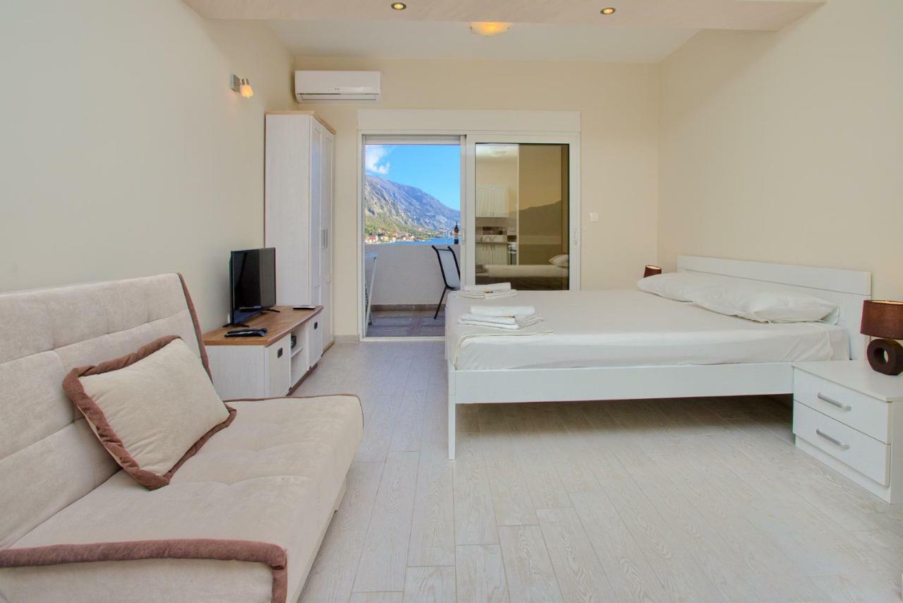 Sea Star Luxury Apartment Kotor Eksteriør billede