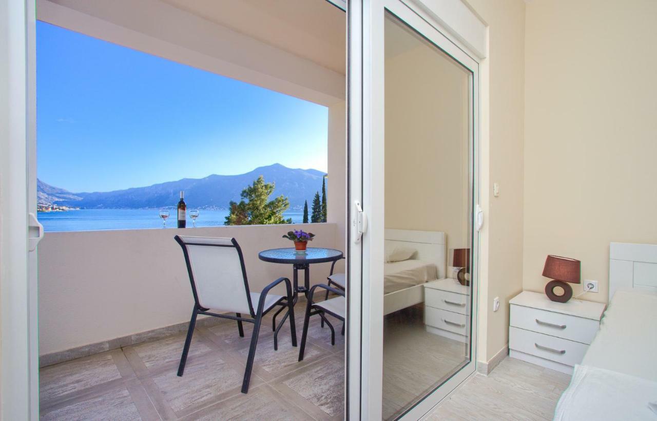 Sea Star Luxury Apartment Kotor Eksteriør billede